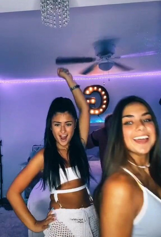 4. Sweetie Alisa Kotlyarenko Shows Cleavage in Crop Top and Bouncing Tits