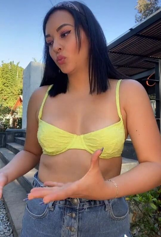 3. Sexy Karen Bustillos in Yellow Bra