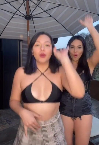 4. Hottie Karen Bustillos with Bouncing Tits