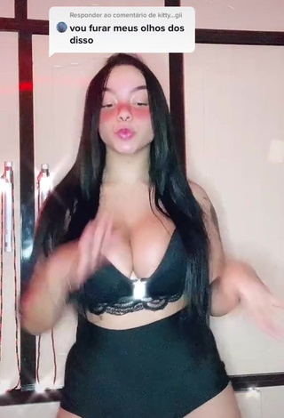 Wonderful Karniello Shows Cleavage in Black Bra and Bouncing Big Boobs