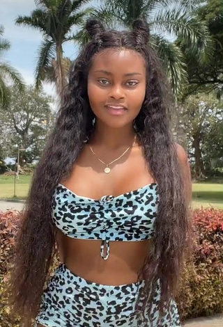 1. Sexy Lajesuu in Leopard Bikini in a Street