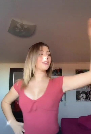 Hot Mafe Bertero in Pink Top and Bouncing Tits