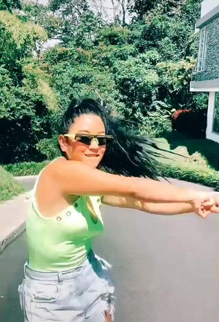 4. Sexy Mafe Vásquez in Green Top