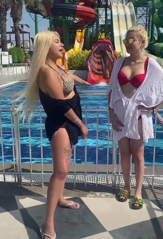 1. Sexy Niluferland Shows Cleavage at the Pool