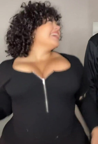 Sweet Phaith Montoya Shows Cleavage and Bouncing Big Tits