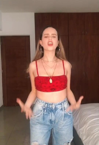 Hot Saraí Meza in Red Crop Top