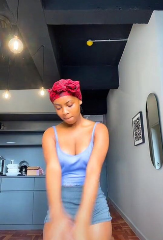 Sweetie Sphokuhle.n Shows Cleavage in Blue Crop Top and Bouncing Boobs