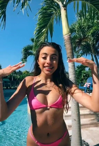 Valeria Arguelles in Sexy Pink Bikini at the Pool