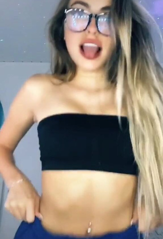 Sexy Valeria Arguelles in Black Tube Top