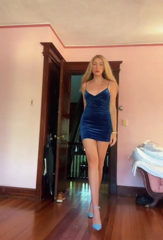 3. Sexy Vikavids in Blue Dress