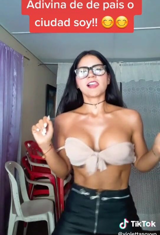 4. Sweetie Violetta Ortiz Shows Cleavage in Beige Crop Top