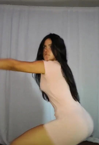 Hot Violetta Ortiz in Beige Dress while Twerking