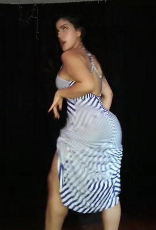 Amazing Violetta Ortiz in Hot Striped Dress while Twerking