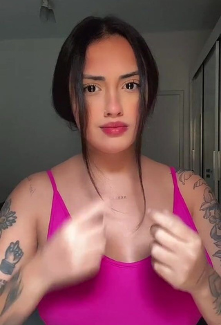 3. Hot Vitoria Marcilio Shows Nipples (Side Boob)