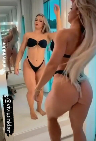 3. Sweet Vivi Winkler Shows Big Butt