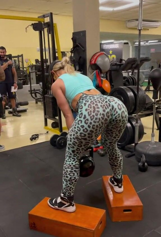 3. Sweetie Vivi Winkler Shows Big Butt in the Sports Club while doing Fitness Exercises