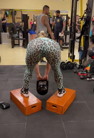 4. Sweetie Vivi Winkler Shows Big Butt in the Sports Club while doing Fitness Exercises