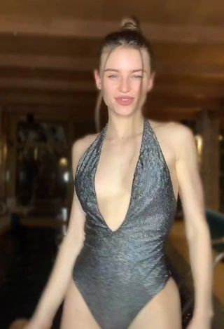 1. Hot Zava_ly in Grey Swimsuit