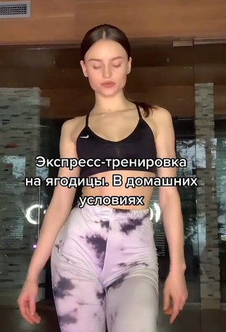 Hot Zava_ly Shows Butt while doing Fitness Exercises