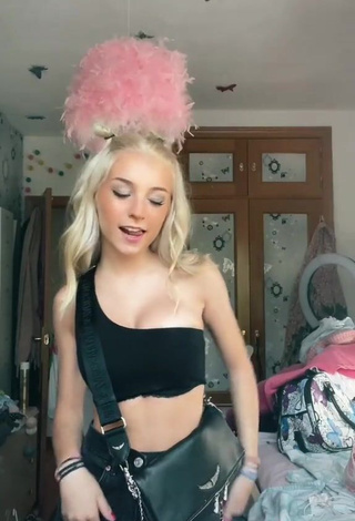 4. Sexy Aaamalia in Black Crop Top