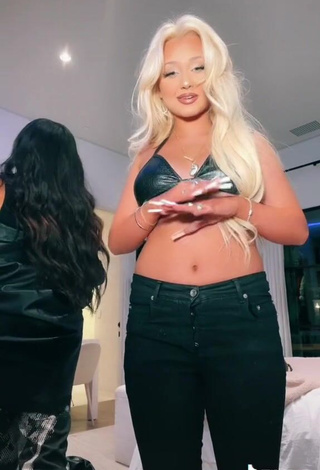 3. Seductive Alabama Barker in Black Bra (Underboob)