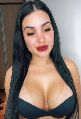 4. Cute Alannis Proença Shows Cleavage in Black Bra