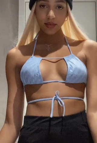 1. Sweetie Alisha Kone Shows Cleavage in Blue Bikini Top (Side Boob)