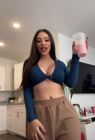 Desirable Alondra Ortiz Shows Cleavage in Crop Top