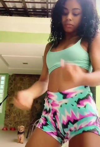 Desirable Angel Oficial in Light Green Crop Top while Twerking