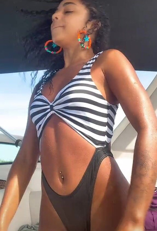 4. Sexy Angel Oficial Shows Cleavage in Swimsuit