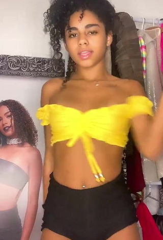 1. Beautiful Angel Oficial in Sexy Crop Top