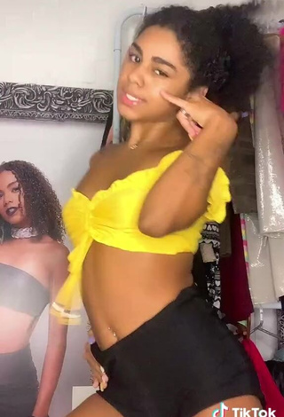 Beautiful Angel Oficial in Sexy Crop Top