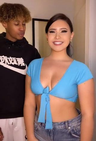 Hot Anissa Shows Nipples