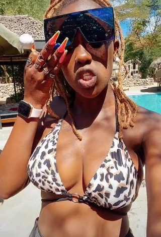 4. Sexy Azziad Nasenya Shows Cleavage in Leopard Bikini Top