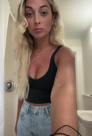 Beautiful Brianna LaPaglia Shows Cleavage in Sexy Black Crop Top