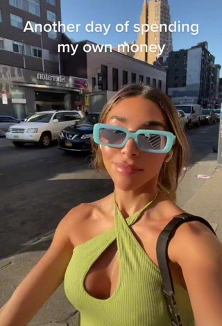 3. Hottie Chantel Jeffries Shows Cleavage in Lime Green Crop Top in a Street