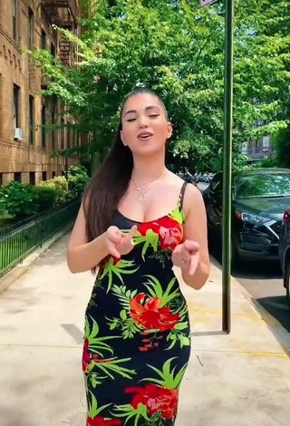 Hot Enisa Shows Cleavage in Floral Dress in a Street