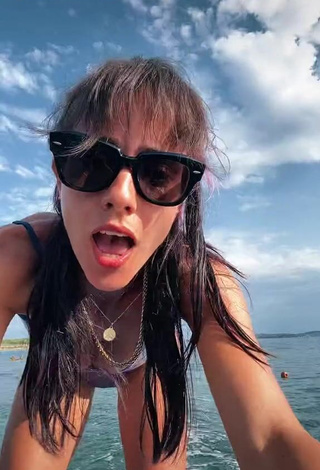 Hot Giulia Penna Shows Butt on a Boat