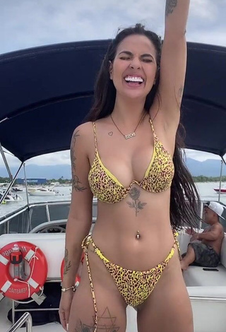 3. Amazing Pamella Fuego Shows Cleavage in Hot Leopard Bikini on a Boat