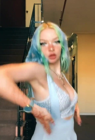 1. Beautiful candyasmus Shows Cleavage in Sexy Crop Top