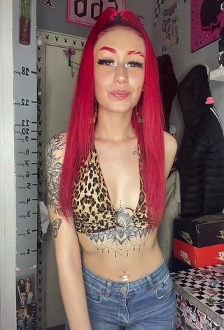 4. Erotic Candela Sartorius in Leopard Crop Top