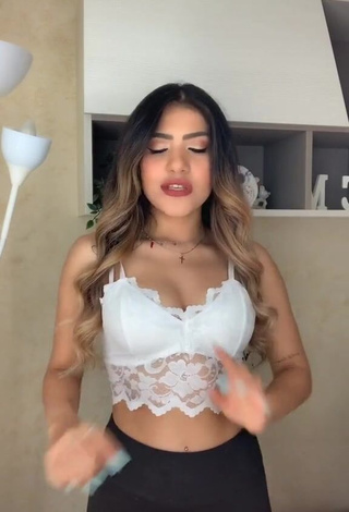 1. Sexy Cassandra Tejada Shows Cleavage in White Crop Top