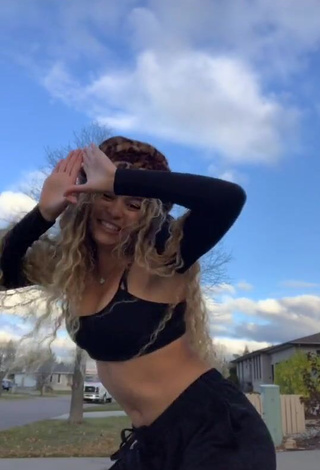 Breathtaking Cassidy J in Black Crop Top