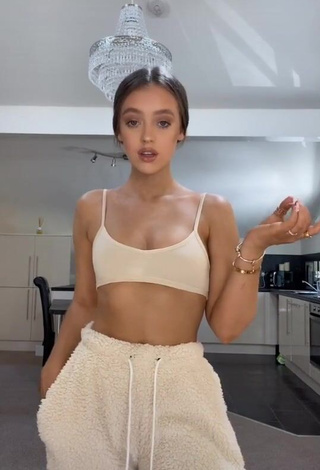 Hot Chloe Rose in Beige Crop Top