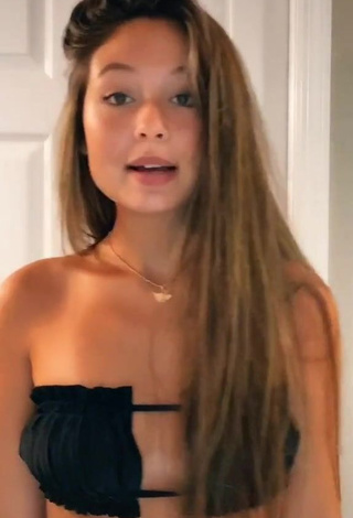 Cute Diannadiamonds15 in Black Bikini Top