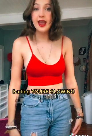 4. Desirable Katherine Donovan Shows Cleavage in Red Crop Top