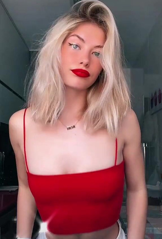 1. Hottest Iryna Zubkova Shows Cleavage in Red Crop Top