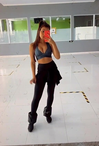 3. Desirable Isa Pinheiro in Black Leggings