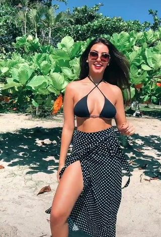 3. Fine Isa Pinheiro Shows Cleavage in Sweet Black Bikini Top (Underboob)