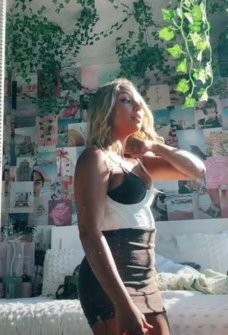 3. Hot Kenna Mo in Black Skirt